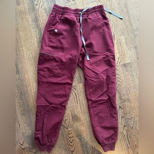 FIGS Zamora High Waisted Scrub Pant (joggers)